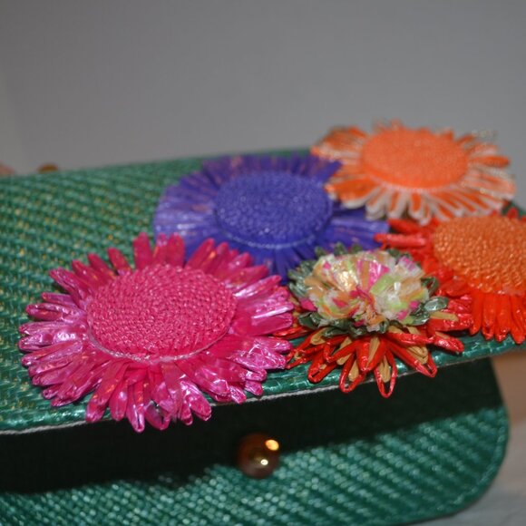 Flowers on Green Haute Hippie Bermuda Handle and Chain Crossbody NWT - Picture 5 of 5